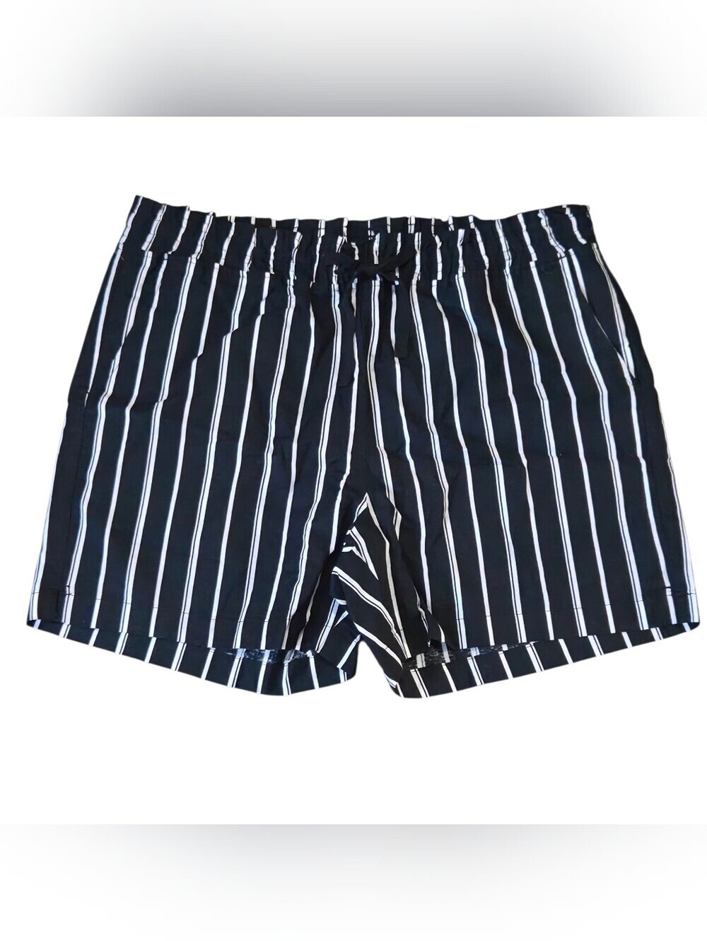 Stripe-Effect Black & White Women's Shorts with Drawstring